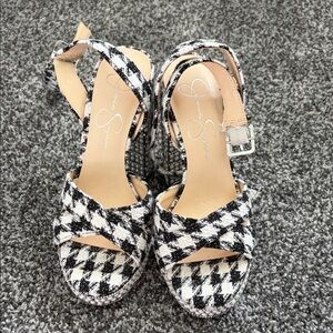 Jessica Simpson Houndstooth Women's Sandals